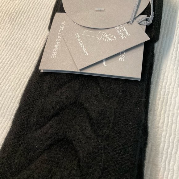 HANNAH ROSE 100% Cashmere Mittens Black Chunky Cable-Knit Soft Touch Screen Cuff - Picture 4 of 5
